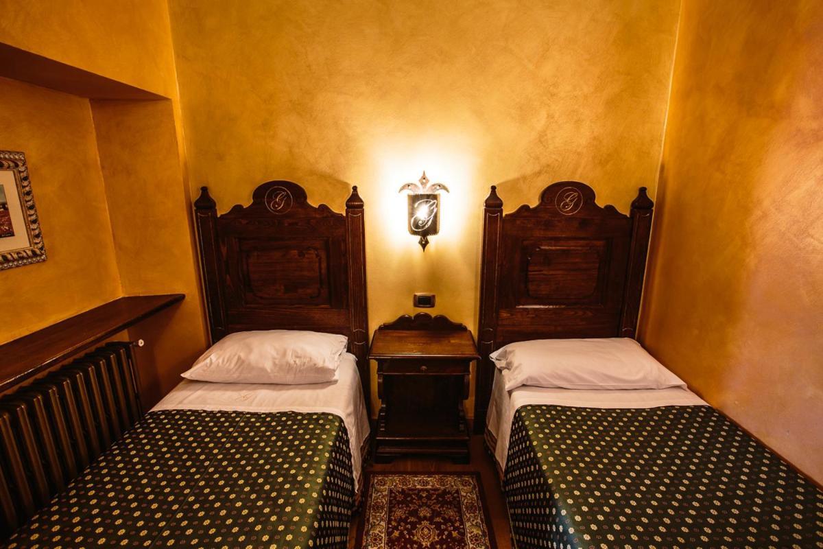 Hotel Guerrinuccio Celano Exterior photo